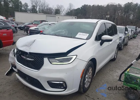 2023 Chrysler Pacifica Touring L z USA, uszkodzony, nr VIN 2C4RC1BG8PR522079